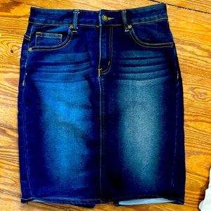 Jean skirt